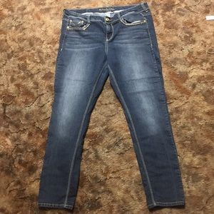 Size 18 Maurices Skinny Jean!